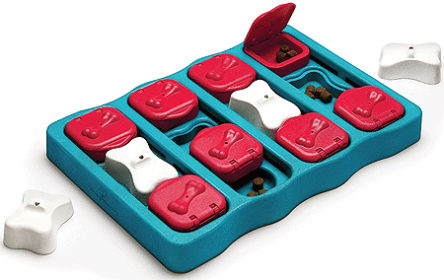 OUTWARD HOUND Dog Game (Option: Dog Brick)